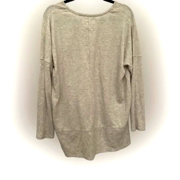 LAST CHANCE! CUPIO High Low Tunic Sweater Top $78 RETAIL NWT - Picture 3 of 5